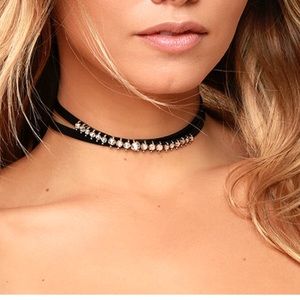 Víveka black and silver rhinestone choker necklace